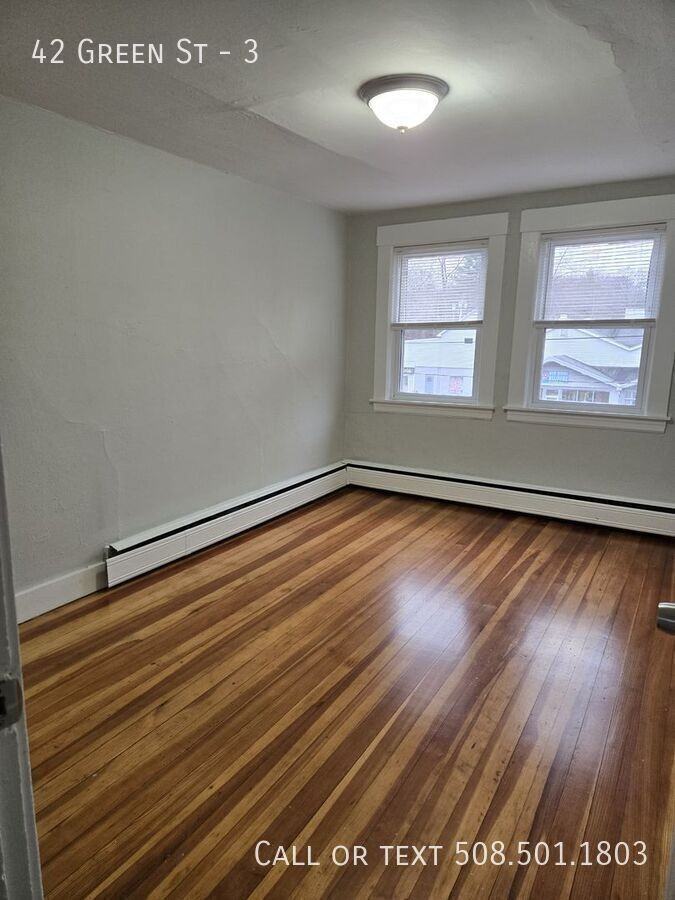 42 Green St #3 - Photo 7 of 8
