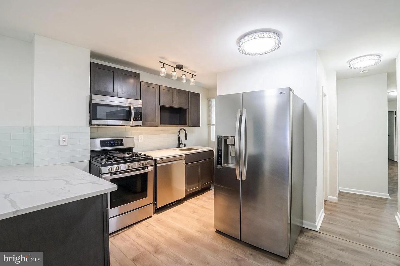 1902 S 5th St #1 - Photo 3 of 12