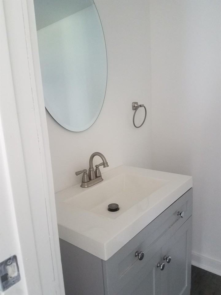 145 N Brooksvale Rd - Photo 3 of 20