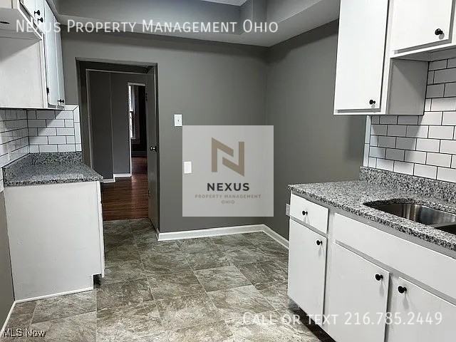 240 Arch St - Photo 2 of 6