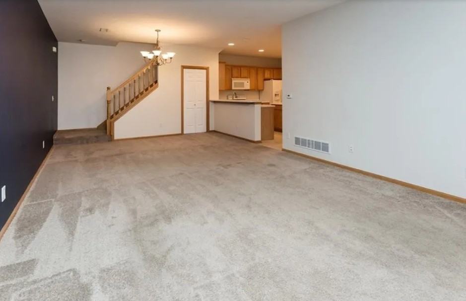 277 S 79th St #606 - Photo 5 of 19