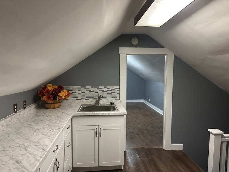 57 Mayfield Ave #C - Photo 7 of 7