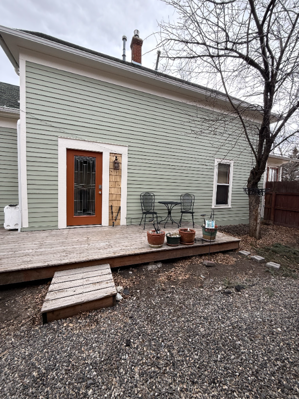 519 W Park St - Photo 6 of 19