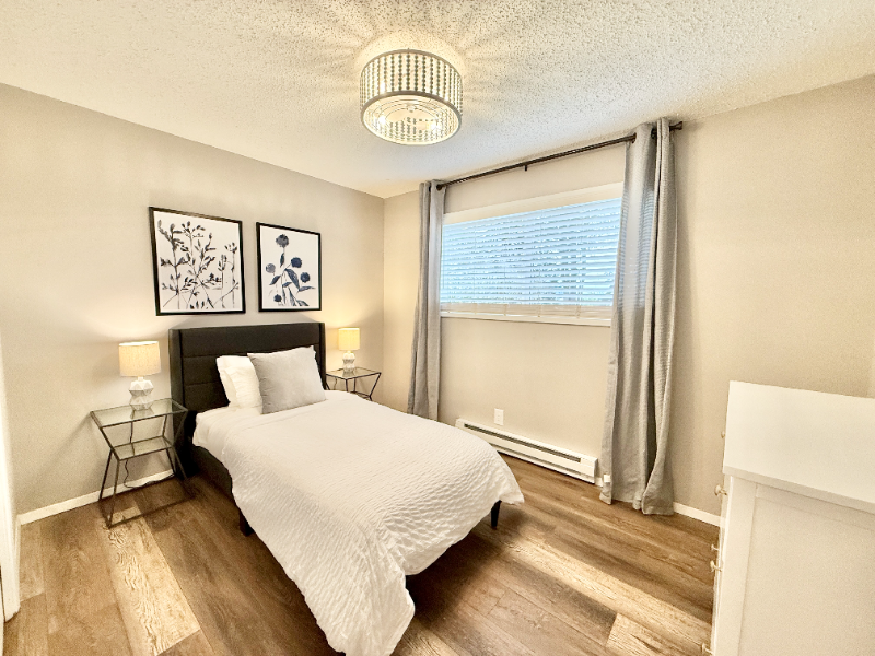 14355 Sw 114th Ave - Photo 4 of 50