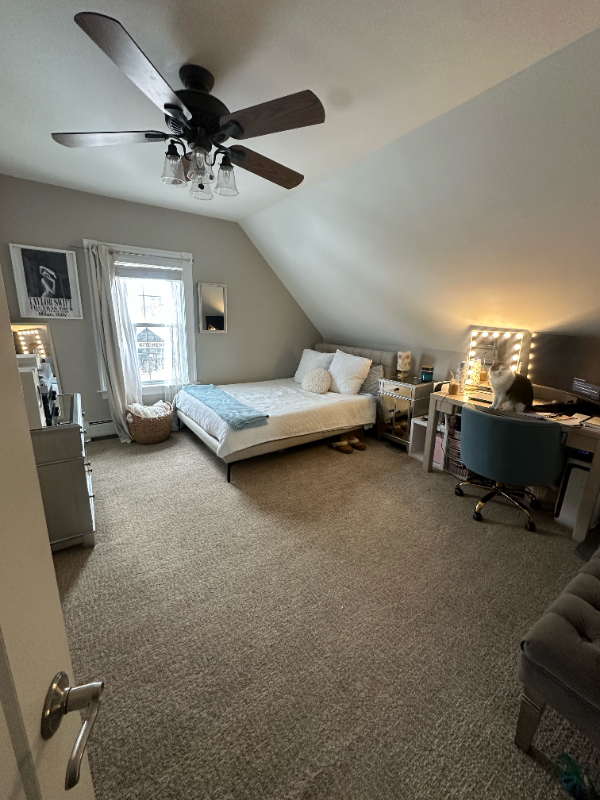 127 Bartlett St - Photo 7 of 19