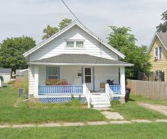 featured image of 846 Roscoe Ave