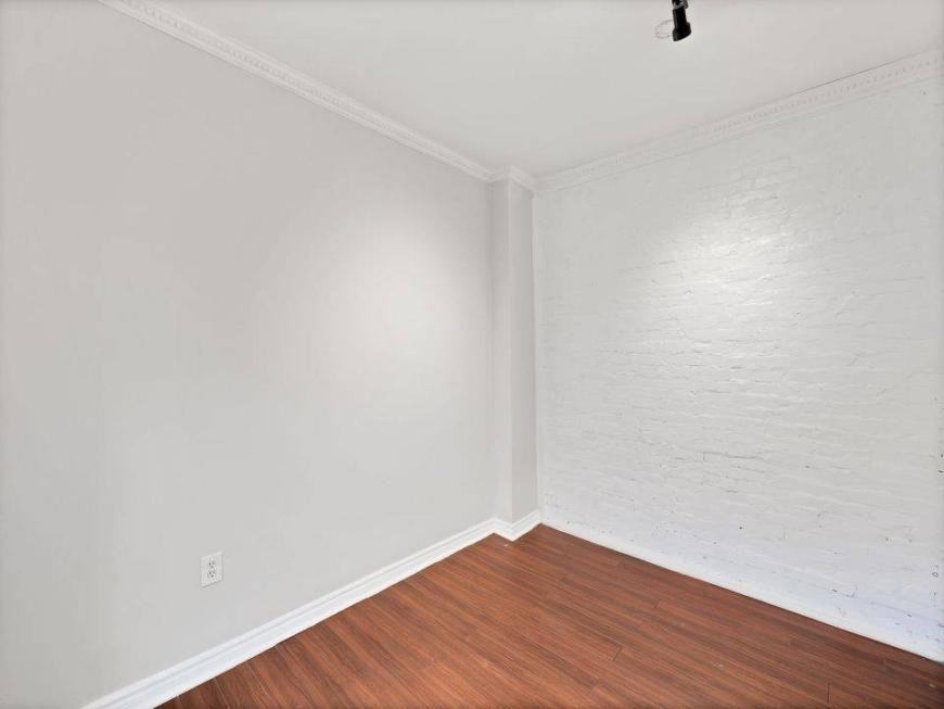 Unit #4 - 208 Wilson Street - Photo 3 of 9