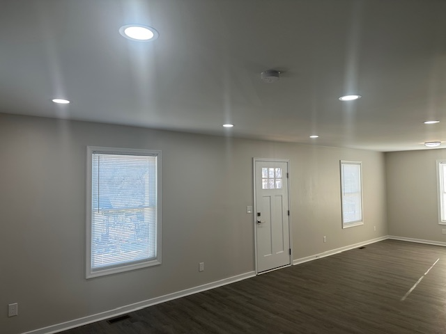 1209 16th St - Photo 4 of 50