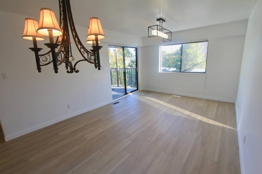 2406 8th Ave W - Photo 6 of 10