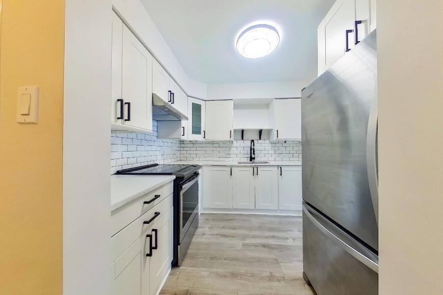 611 Blackford St - Photo 2 of 10