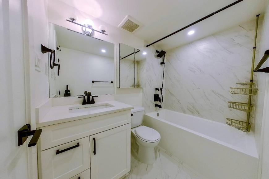 611 Blackford St - Photo 4 of 10