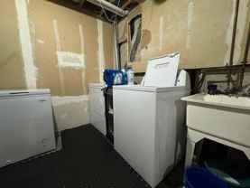 125 Sekura Cres - Photo 1 of 1