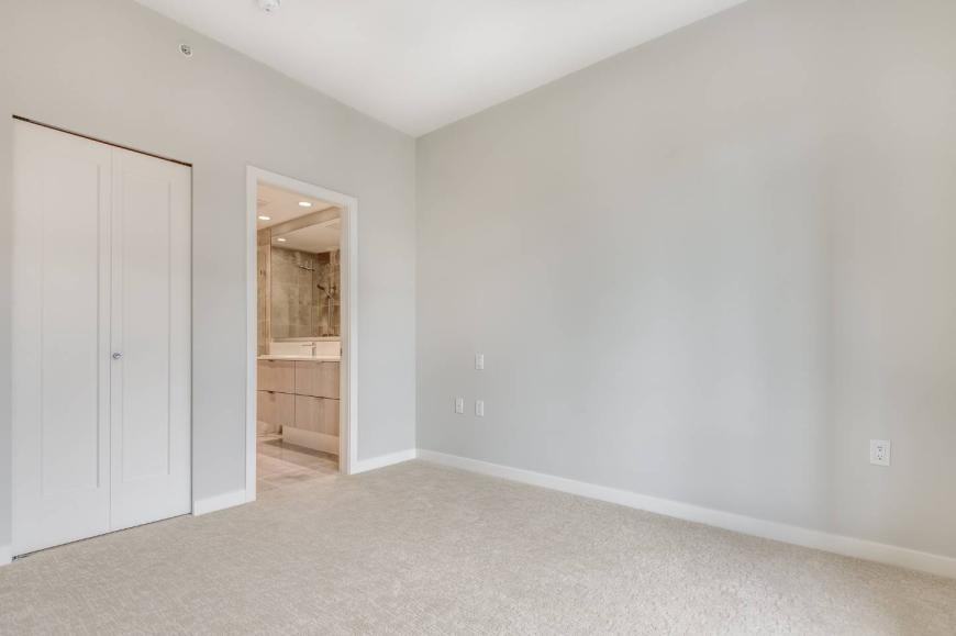 615 Cottonwood Ave - Photo 6 of 8