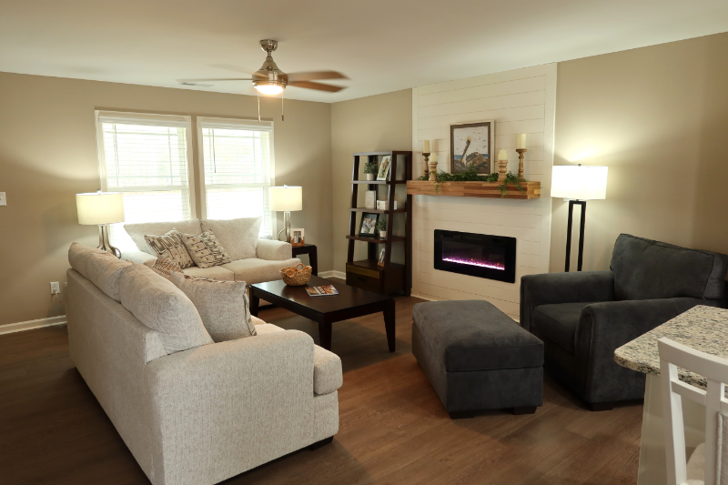 212 Tuscany Cir - Photo 2 of 20