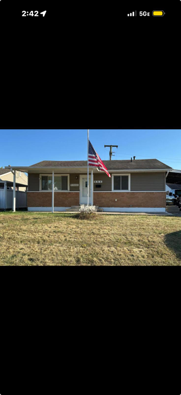 555 Kirkwood Dr - Photo 2 of 20