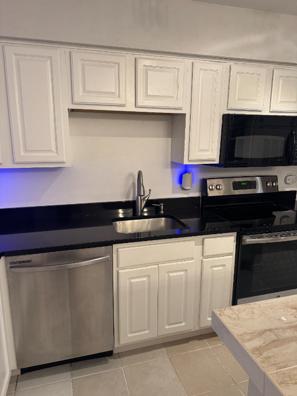 3302 Wyndham Cir #D - Photo 2 of 8