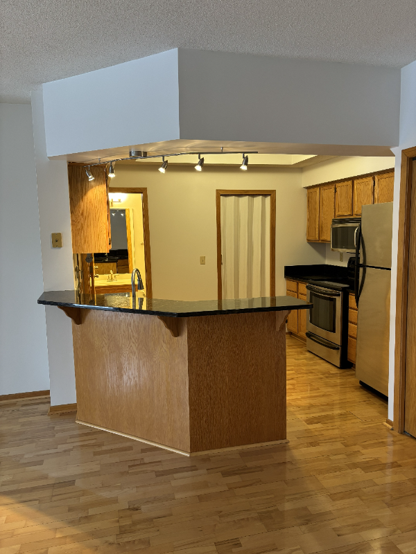 18083 Settlers Way - Photo 7 of 27