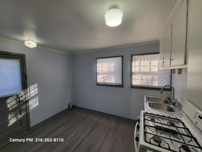 4011 E Whitney Ln - Photo 7 of 20