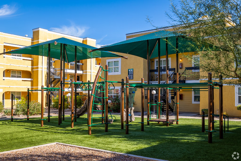 4880 E 29th St - Photo 3 of 9