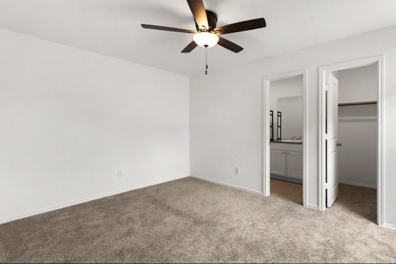 10824 Presa Way - Photo 6 of 7