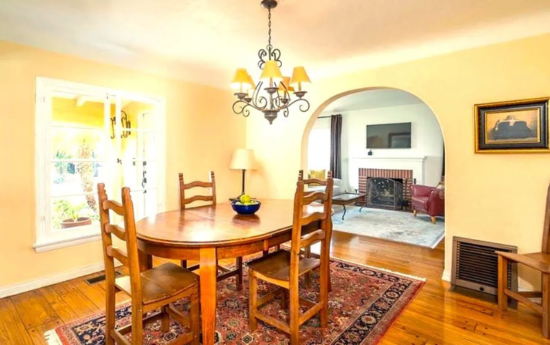 609 Ivy St - Photo 6 of 13