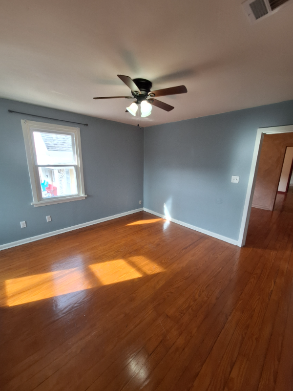 738 Arabella St - Photo 3 of 12