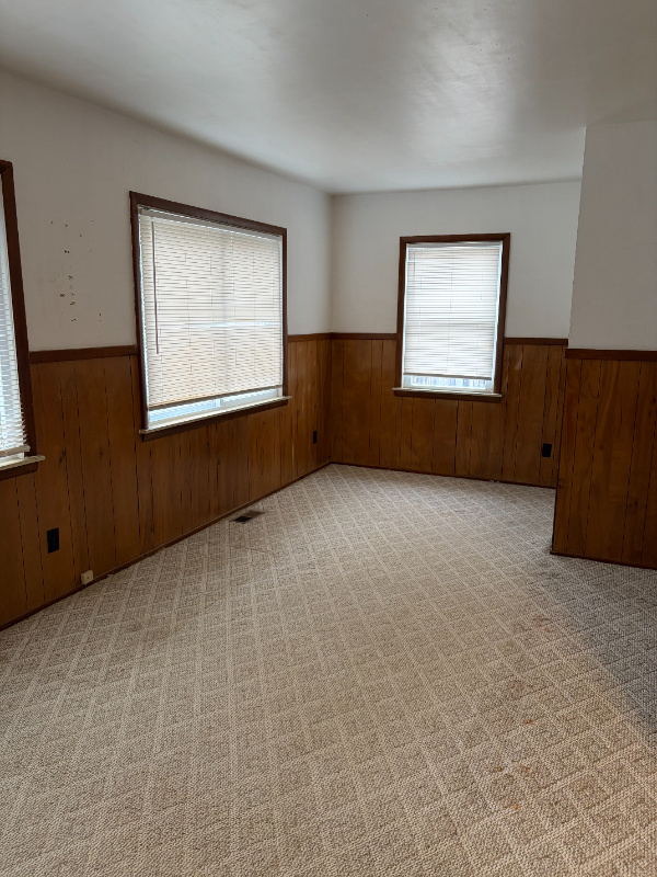 5813 Edwards Ave - Photo 5 of 13