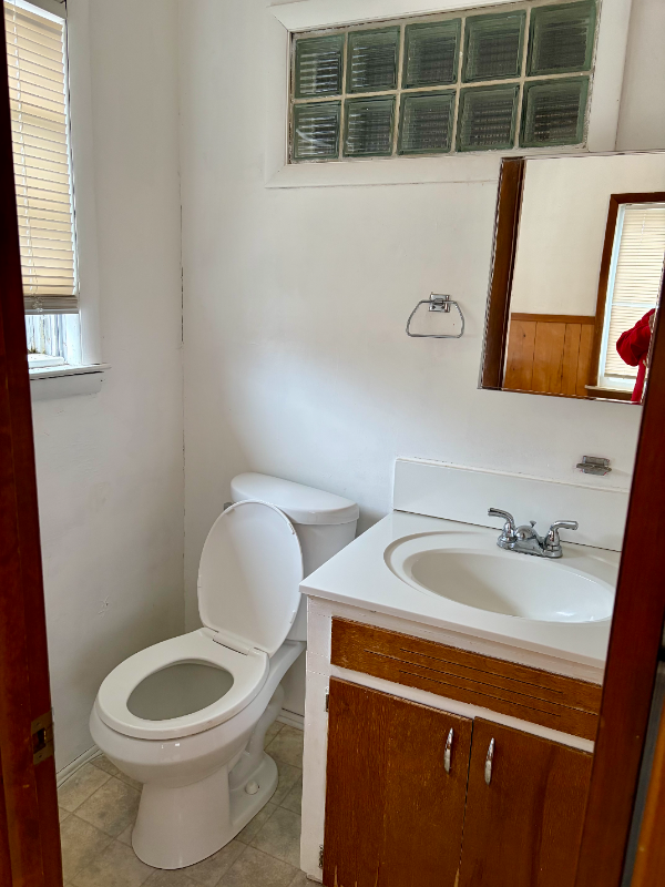 5813 Edwards Ave - Photo 6 of 13