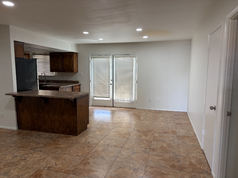 1161 E Diamond Dr - Photo 3 of 15