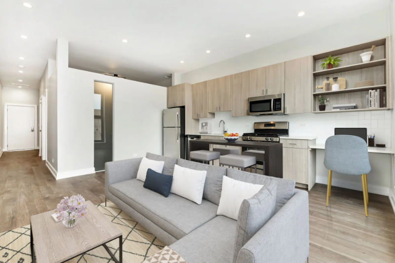 1978 N Milwaukee Ave - Photo 2 of 12