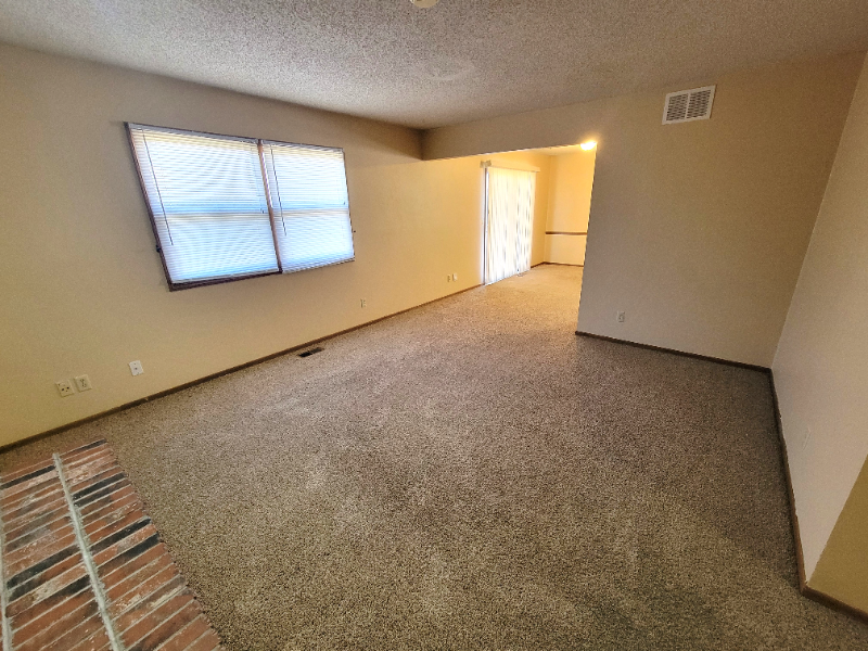 2348 S Capri Ln - Photo 6 of 17