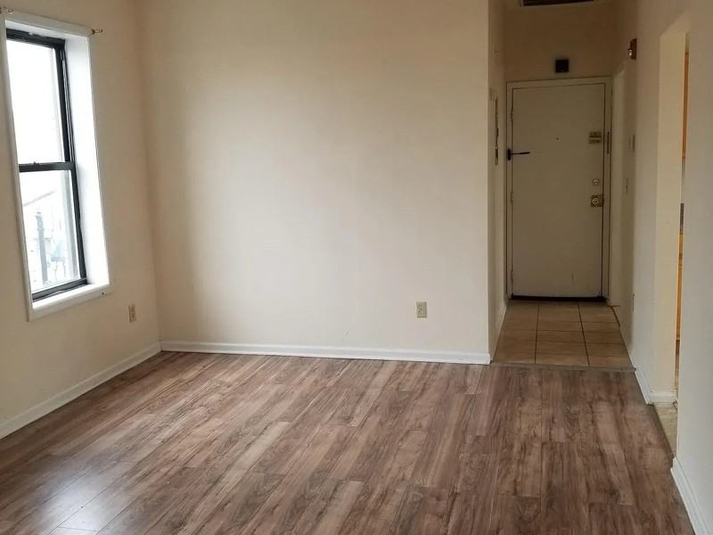 182 Ferry St #3B - Photo 3 of 5