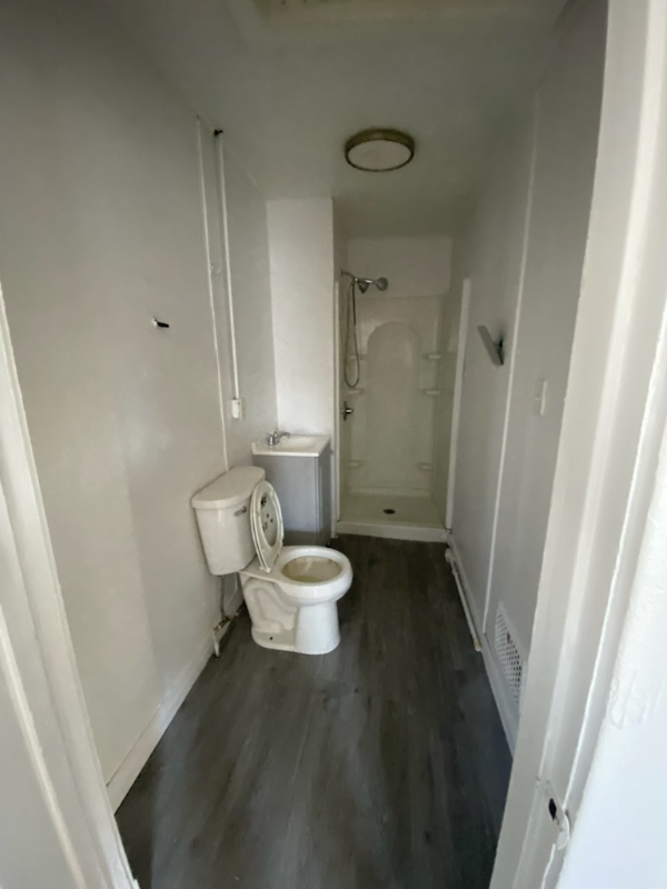 221 Licking St #2 - Photo 2 of 9