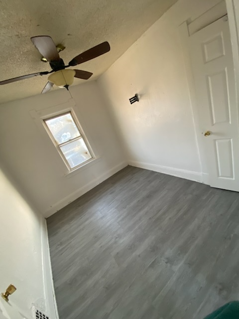 221 Licking St #2 - Photo 3 of 9