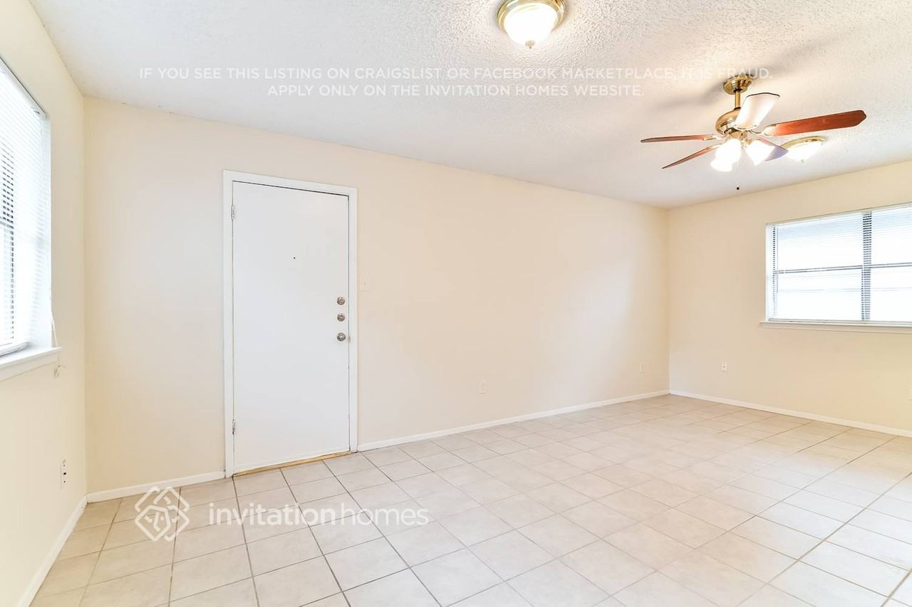 17411 Glenhew Rd - Photo 2 of 15