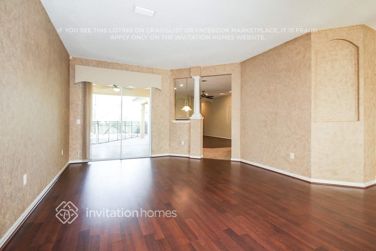 7317 Loblolly Bay Trl - Photo 3 of 22