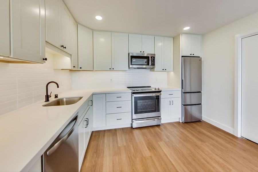 4350 Kirkham Street - Photo 3 of 16