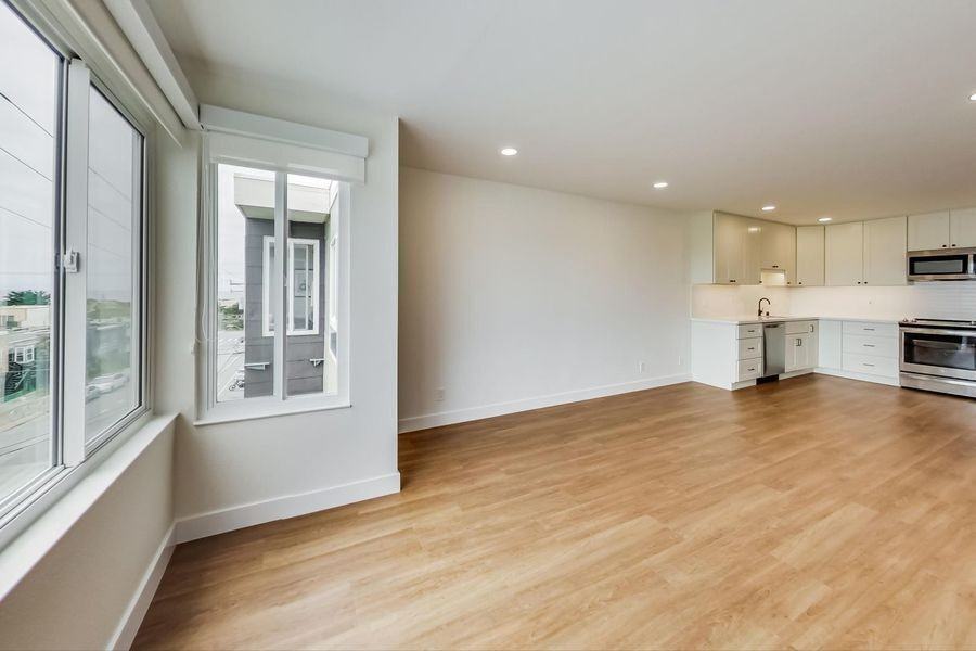 4350 Kirkham Street - Photo 5 of 16