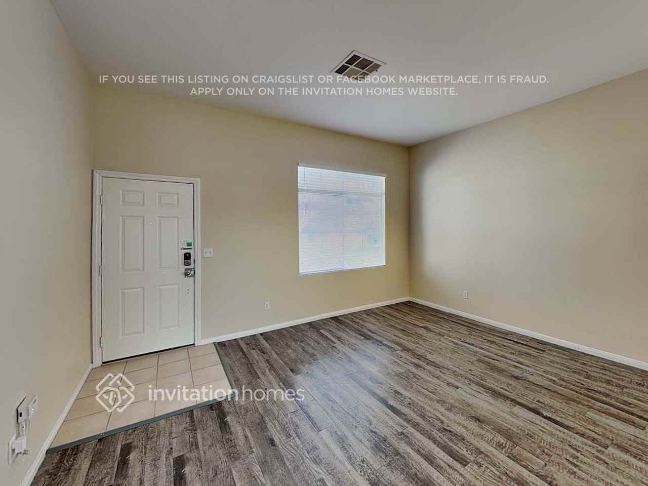2043 Babylon Mill St - Photo 3 of 19