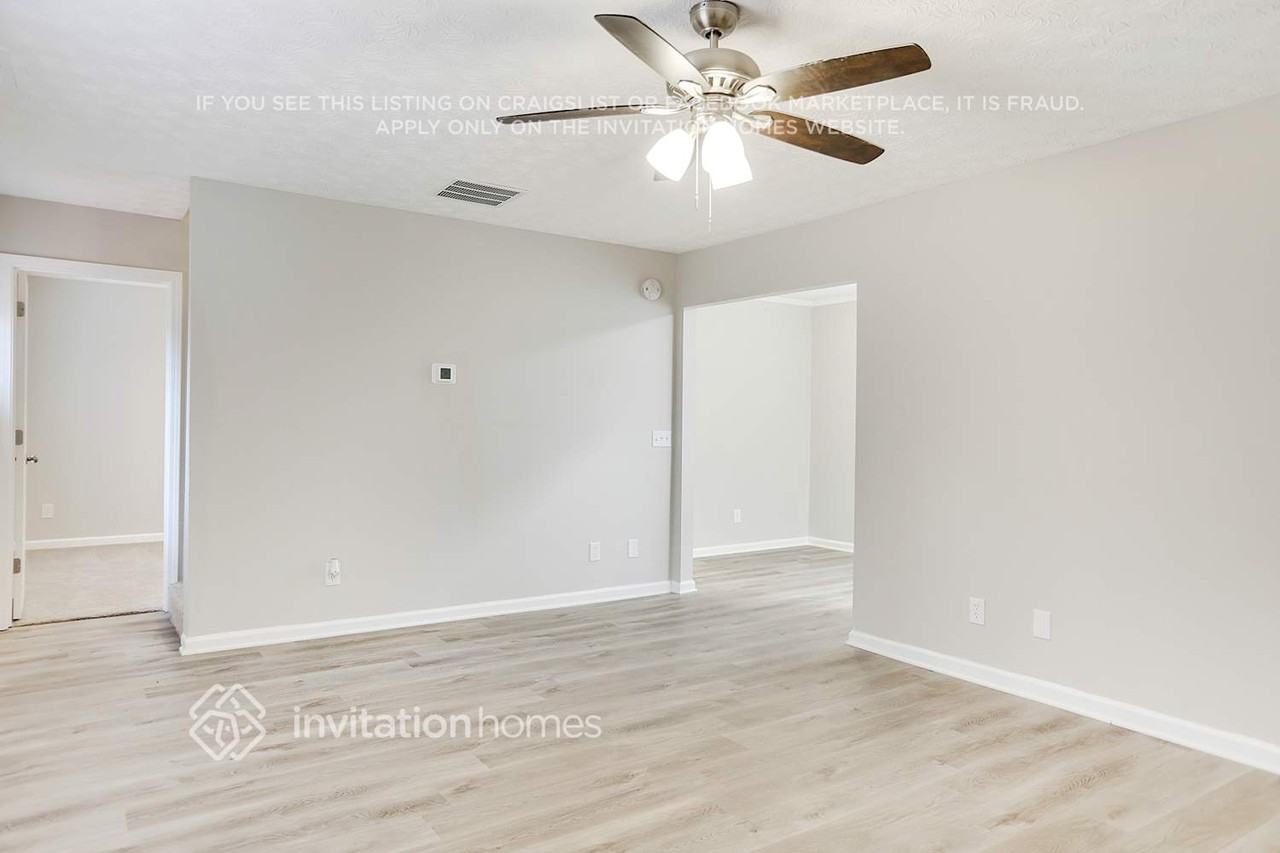 4665 Pilgrim Point Rd - Photo 6 of 26