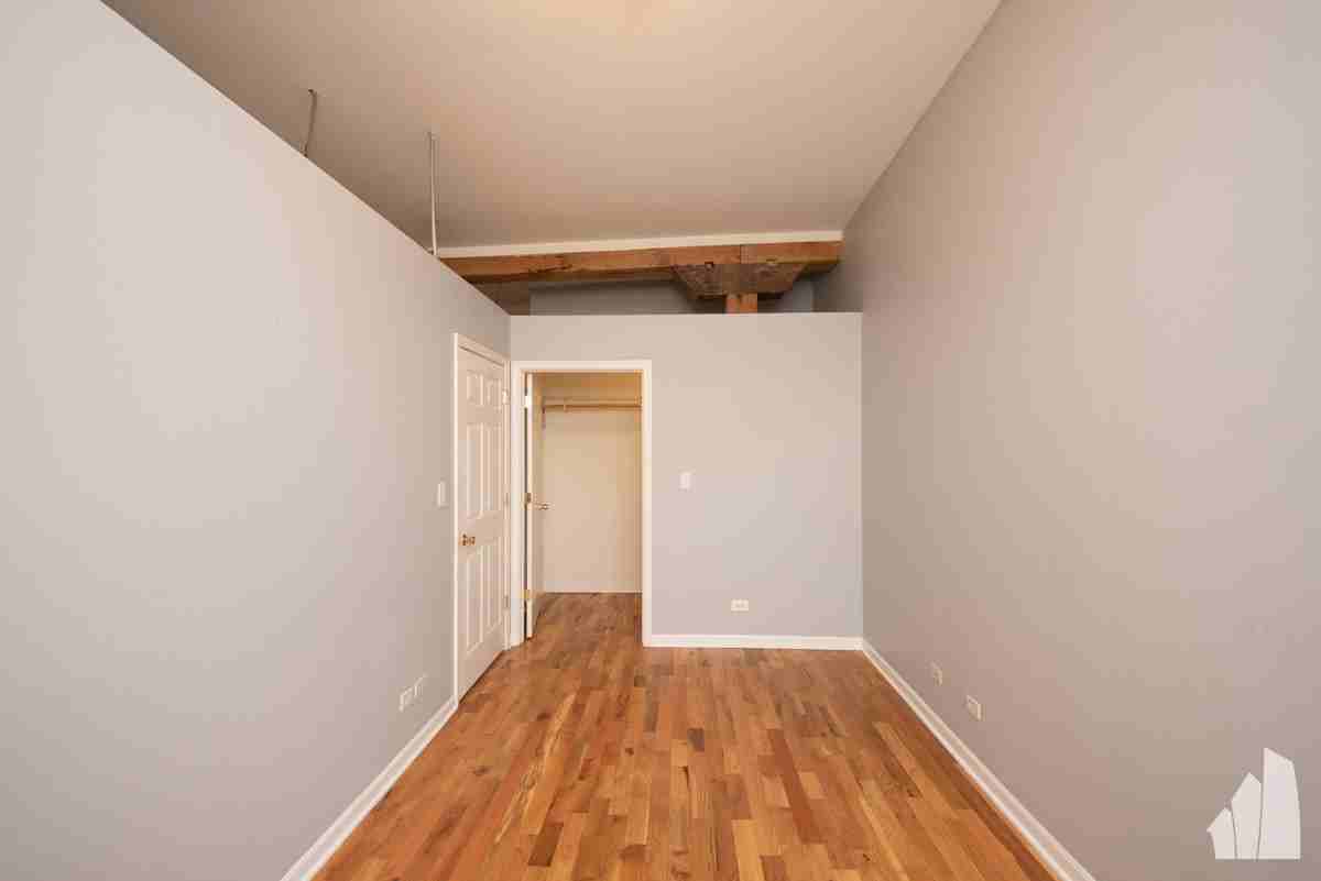 1822 S Bishop St #310 - Photo 6 of 15