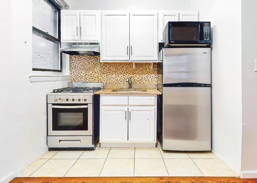 2419 Adam Clayton Powell Jr Blvd - Photo 4 of 5