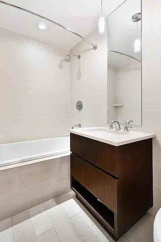 2300 Frederick Douglass Blvd - Photo 7 of 10