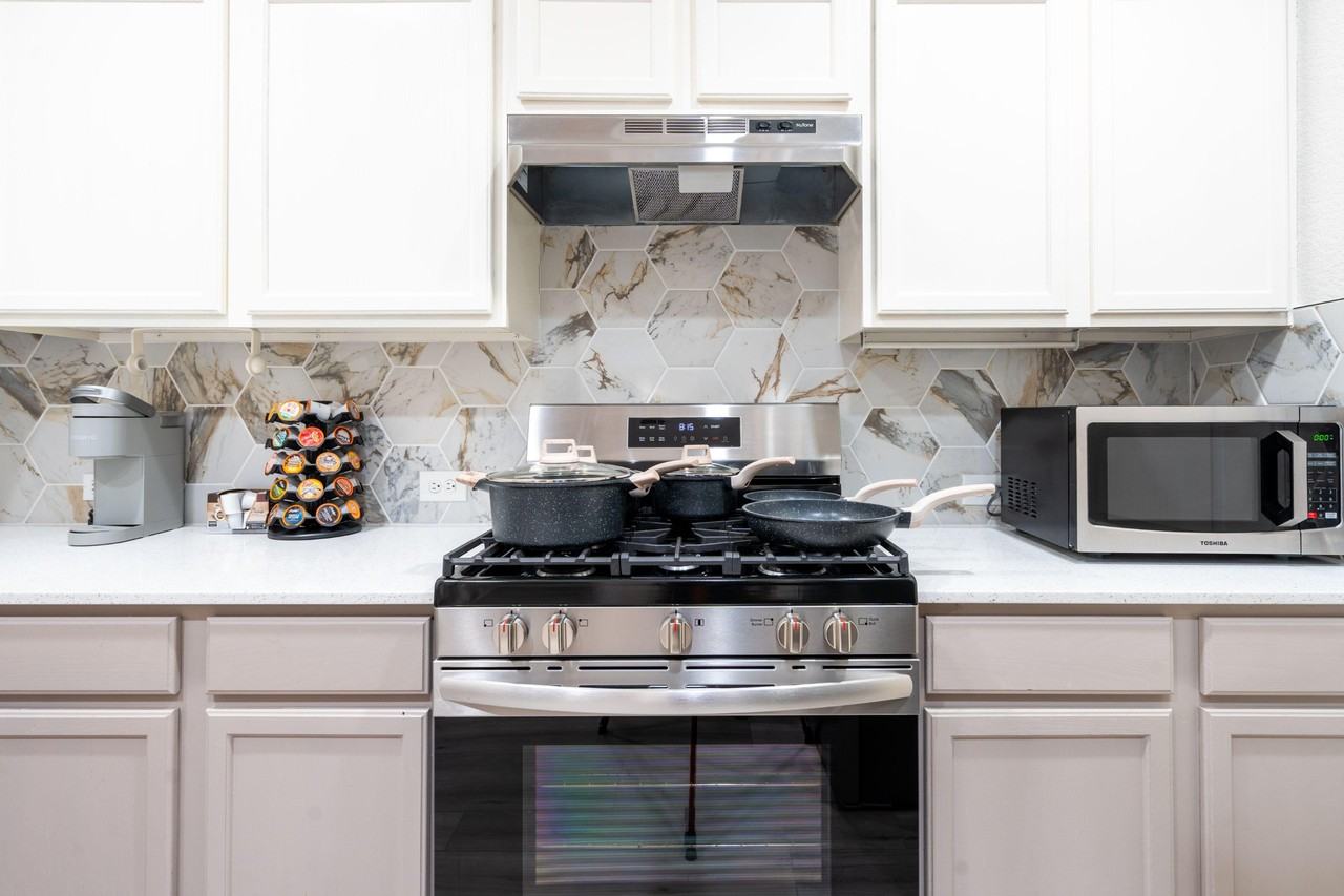 Short Springs Dr - Photo 4 of 29