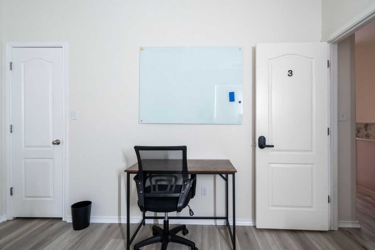 Short Springs Dr - Photo 7 of 23