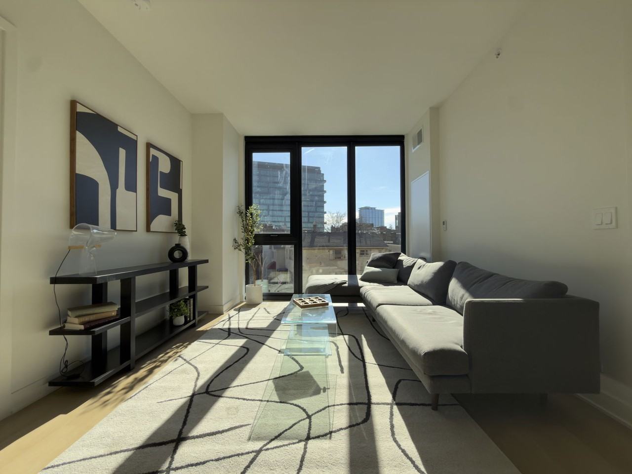 1100 W Grand Ave #310