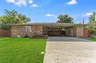 1202 Sw B St - Photo 1 of 1