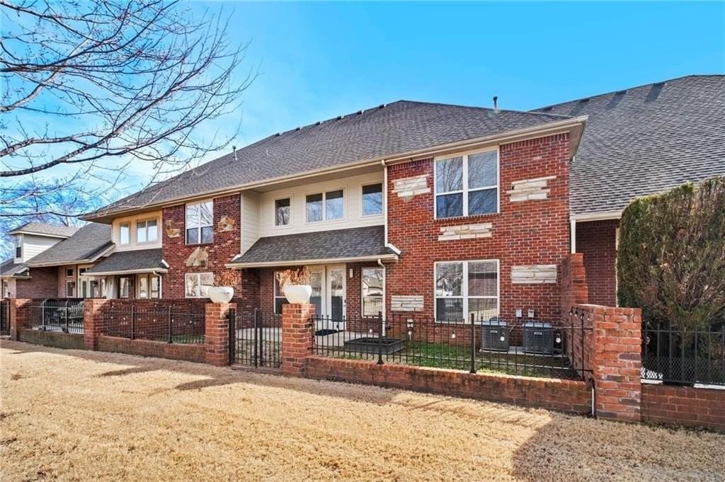 6683 Valley View Rd - Photo 5 of 29