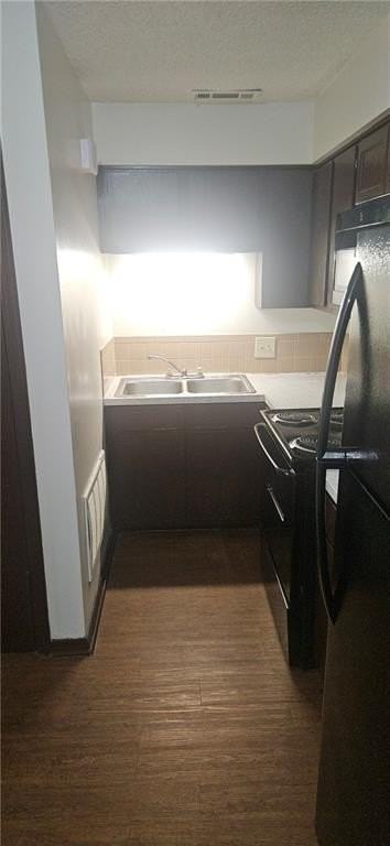 632 N Whitham Ave #4 - Photo 4 of 11