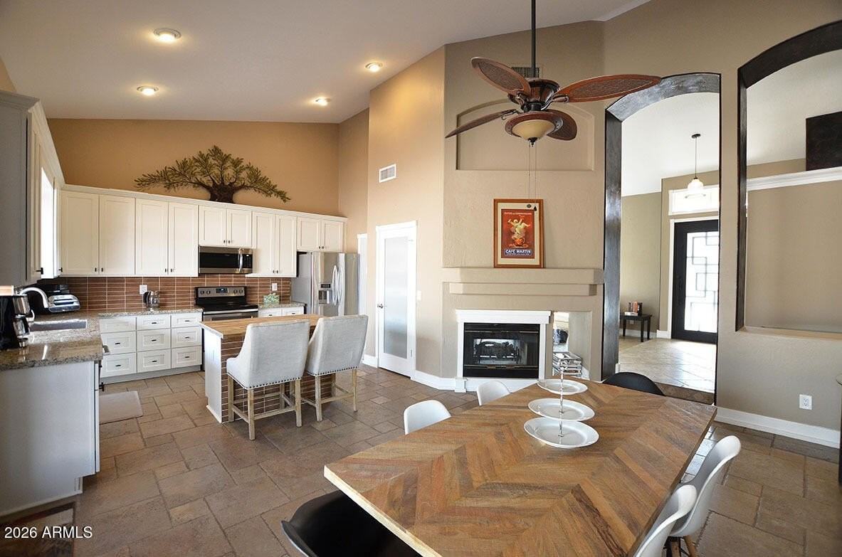 4338 E Desert Marigold Dr - Photo 3 of 19